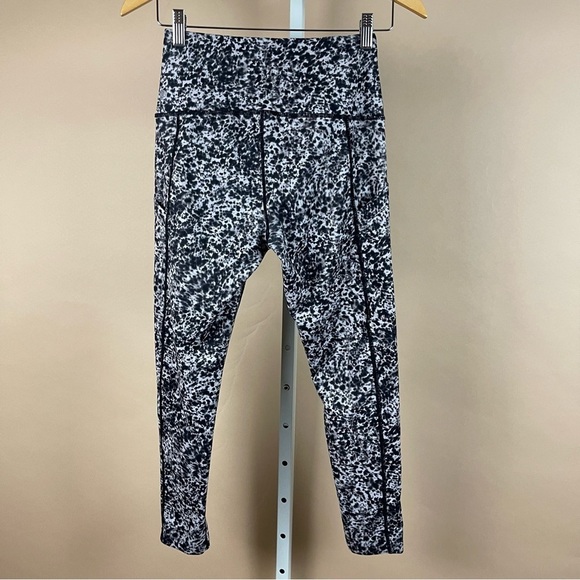 Zella Size Small Tie Dye High Waist Leggings Side Pockets Yoga Running Workout - Picture 2 of 7